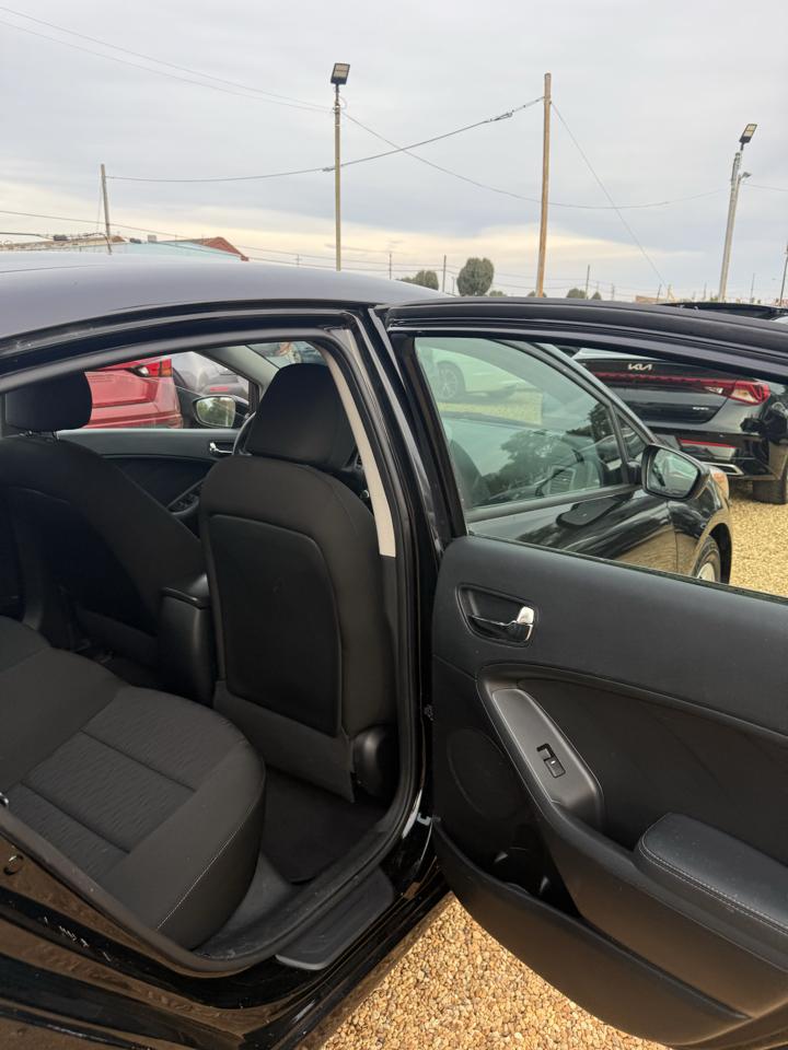 Kia Forte LX w/Popular Package 2016