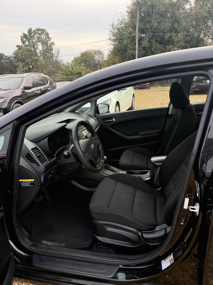 Kia Forte LX w/Popular Package 2016