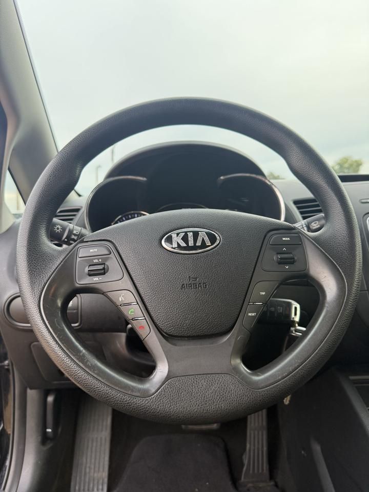 Kia Forte LX w/Popular Package 2016