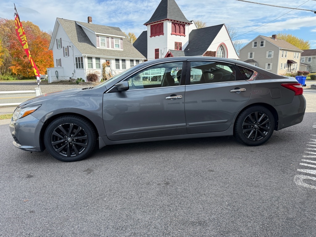Nissan Altima  2016