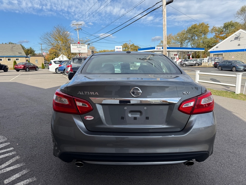 Nissan Altima  2016