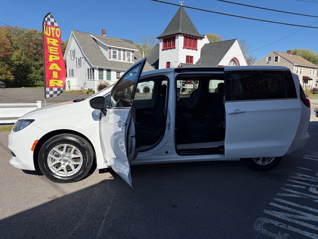 Chrysler Pacifica  2017