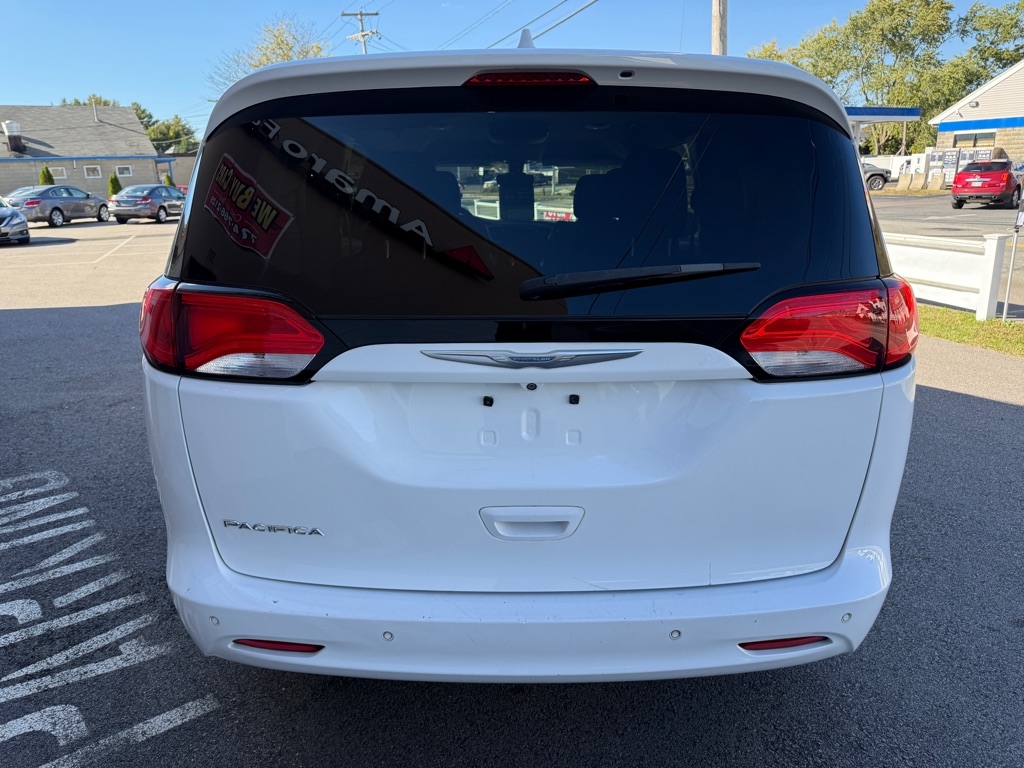 Chrysler Pacifica  2017