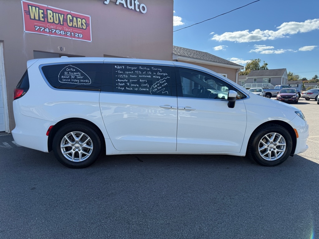 Chrysler Pacifica  2017