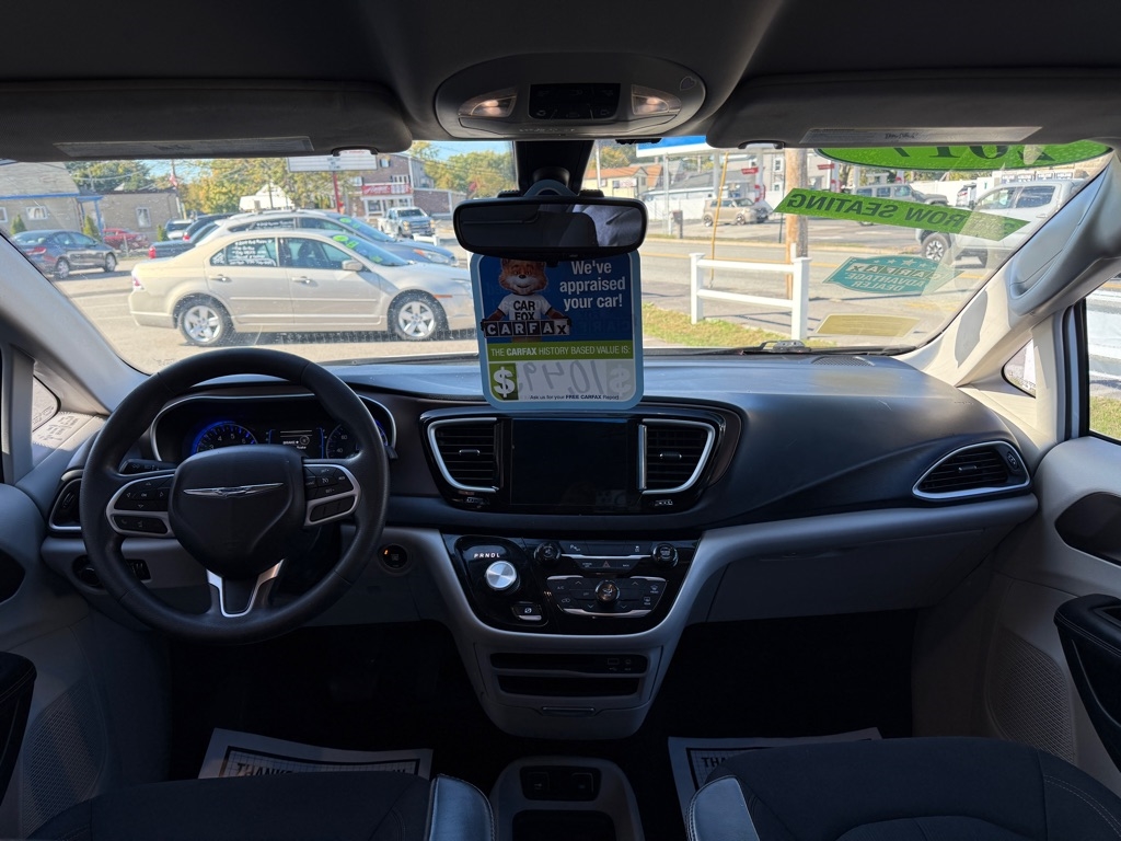 Chrysler Pacifica  2017