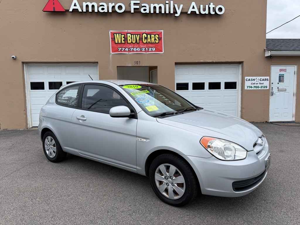 Hyundai Accent  2010