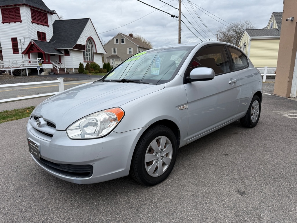 Hyundai Accent  2010