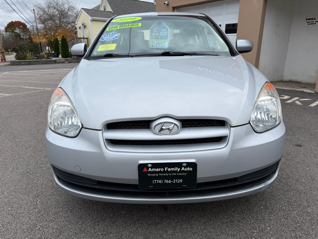 Hyundai Accent  2010