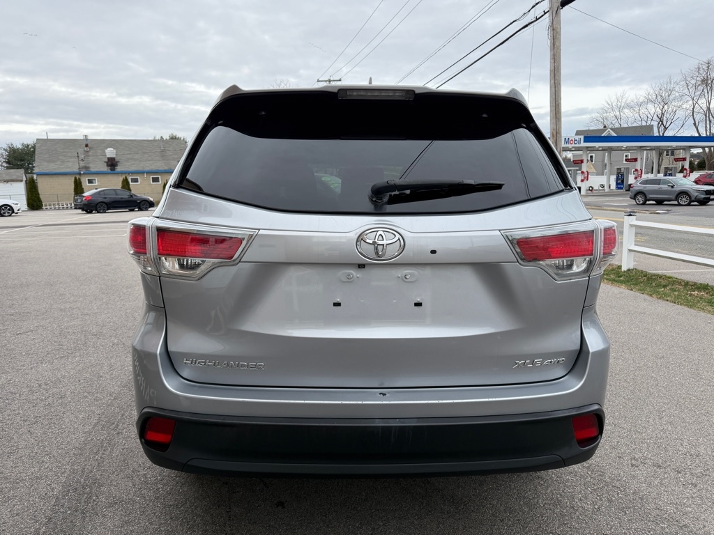 Toyota Highlander  2015
