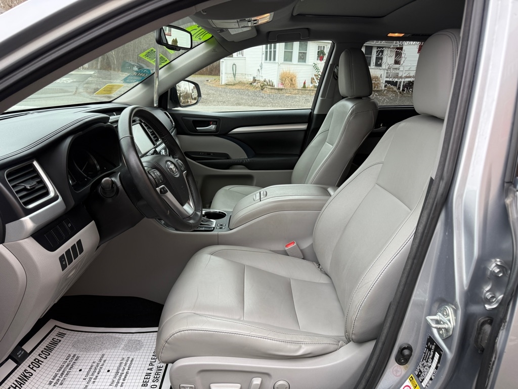 Toyota Highlander  2015