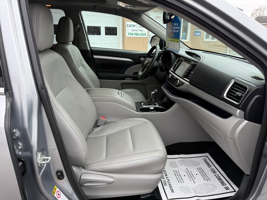 Toyota Highlander  2015