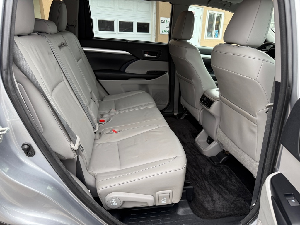 Toyota Highlander  2015