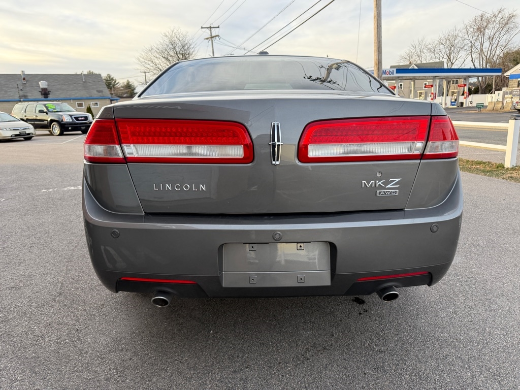 Lincoln MKZ  2011