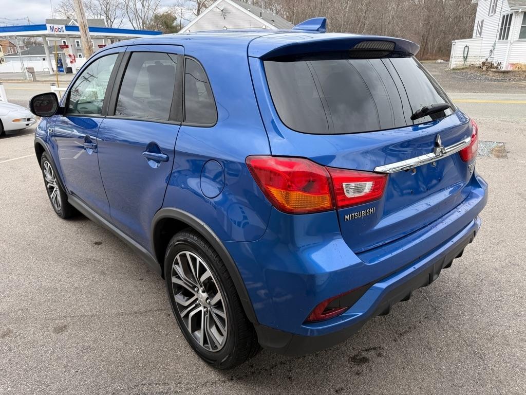 Mitsubishi Outlander Sport  2018