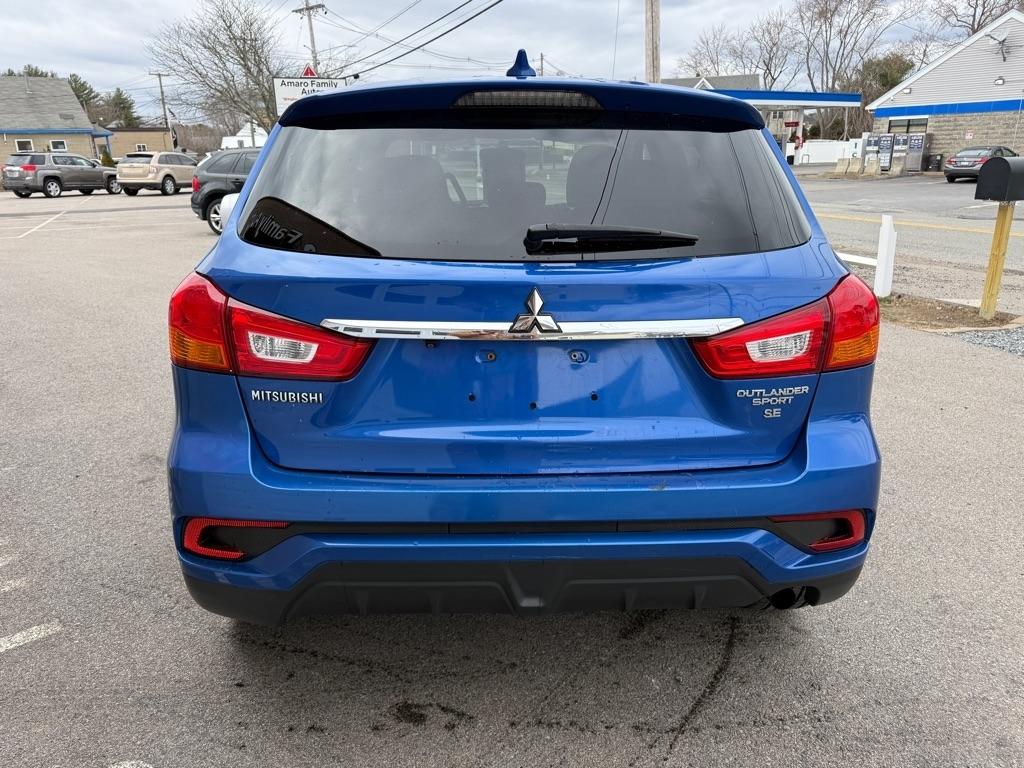 Mitsubishi Outlander Sport  2018