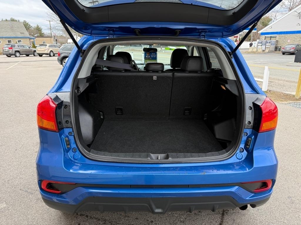 Mitsubishi Outlander Sport  2018