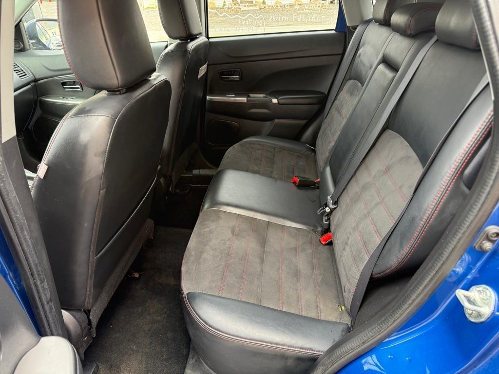 Mitsubishi Outlander Sport  2018