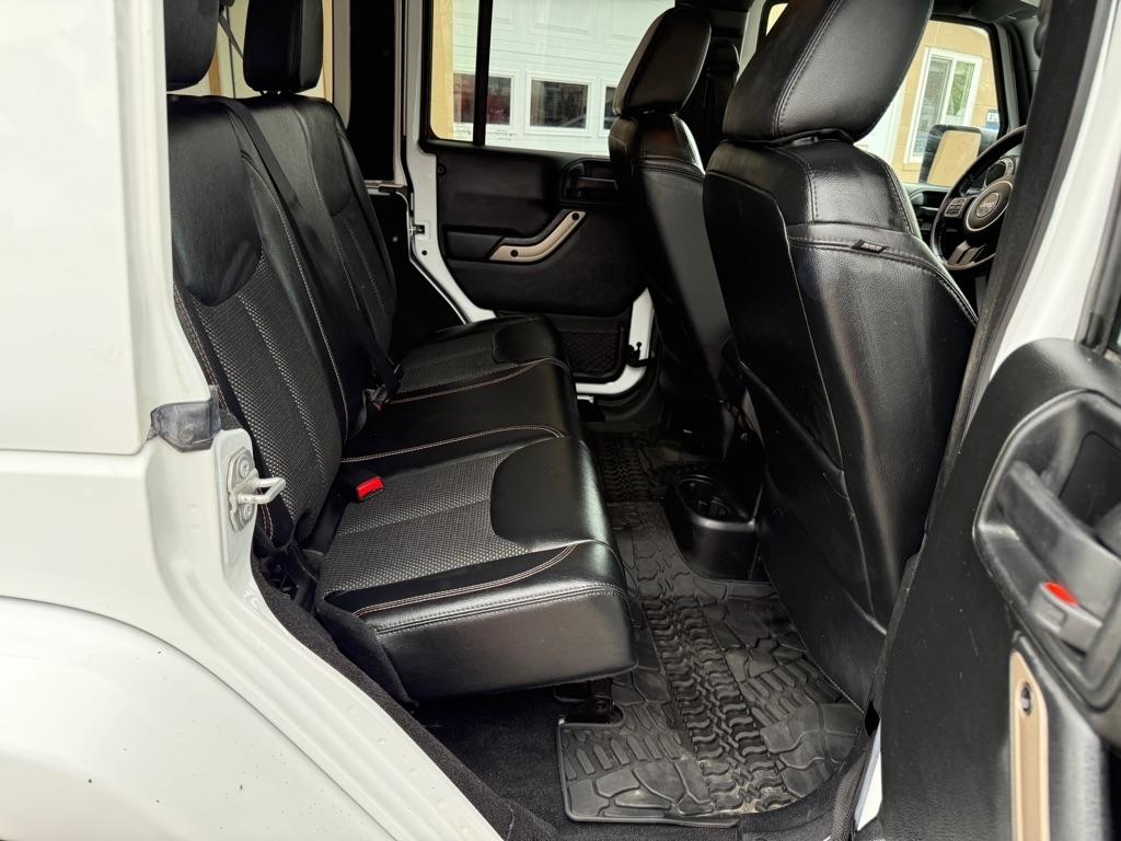 Jeep Wrangler  2017