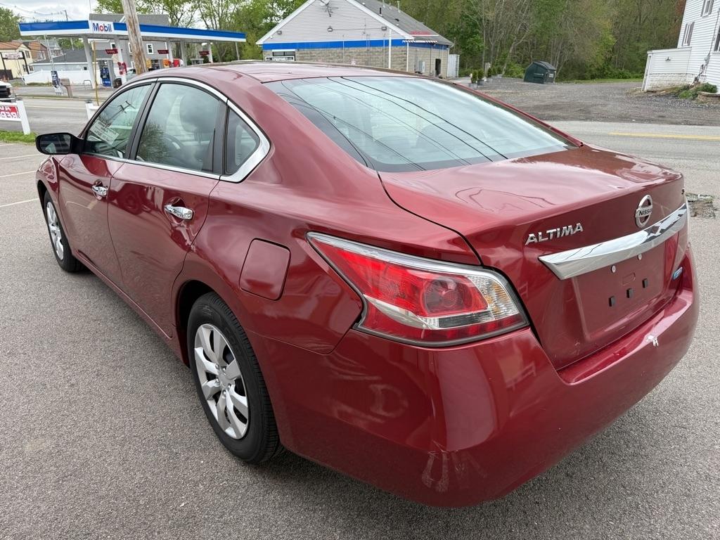 Nissan Altima  2014
