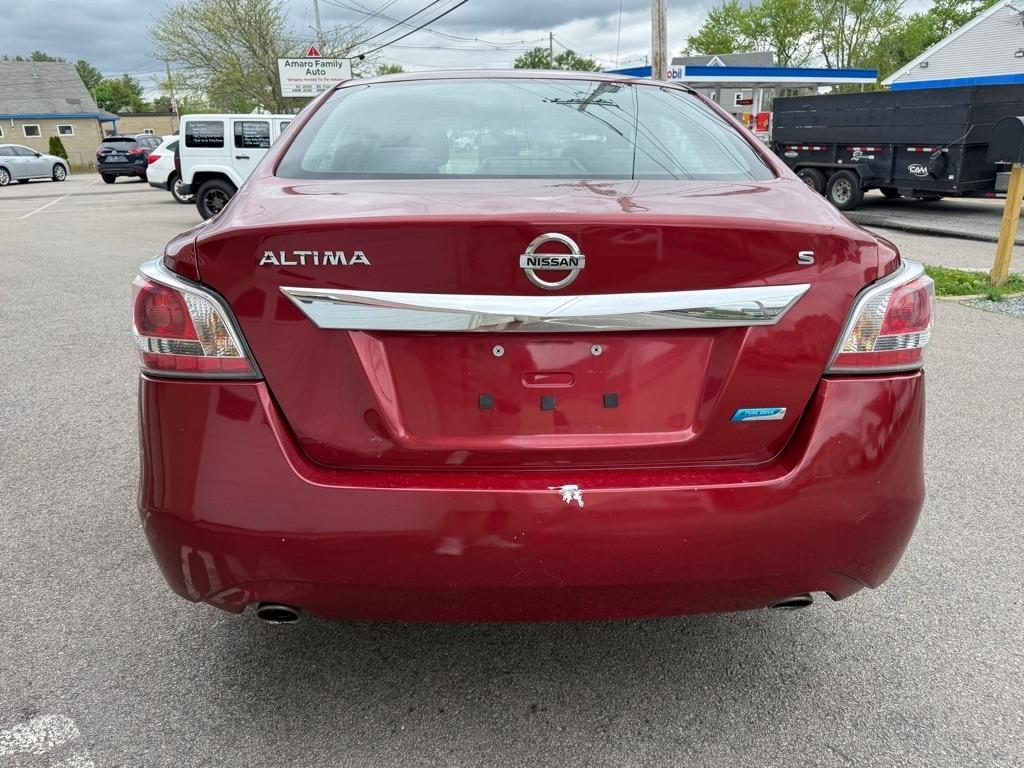 Nissan Altima  2014