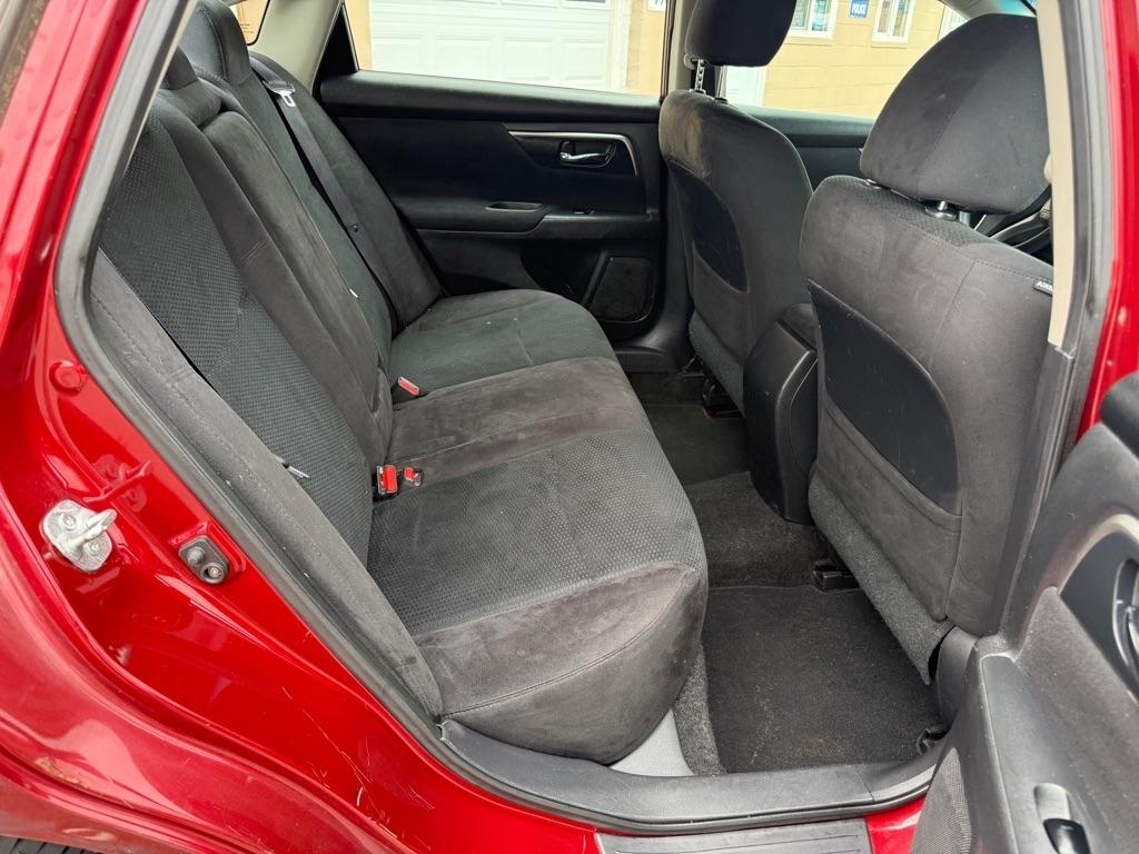 Nissan Altima  2014