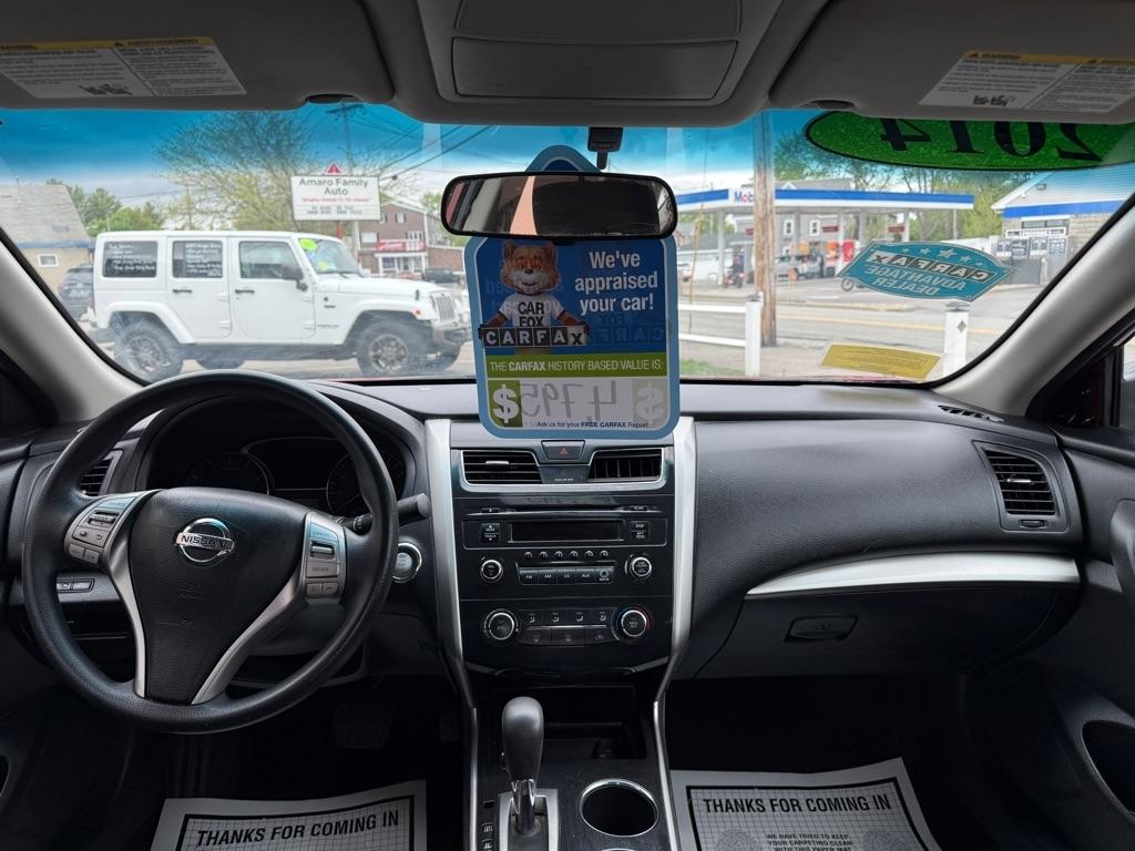 Nissan Altima  2014