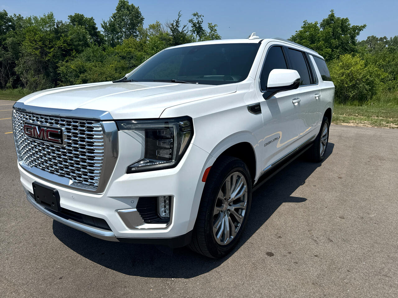 2021 GMC Yukon XL Denali 4dr 1500 AWD