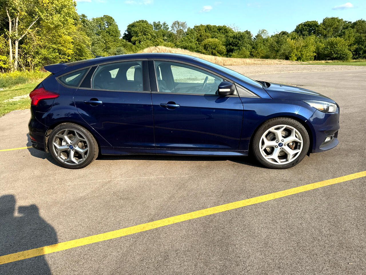 2016 Ford Focus ST photo 2