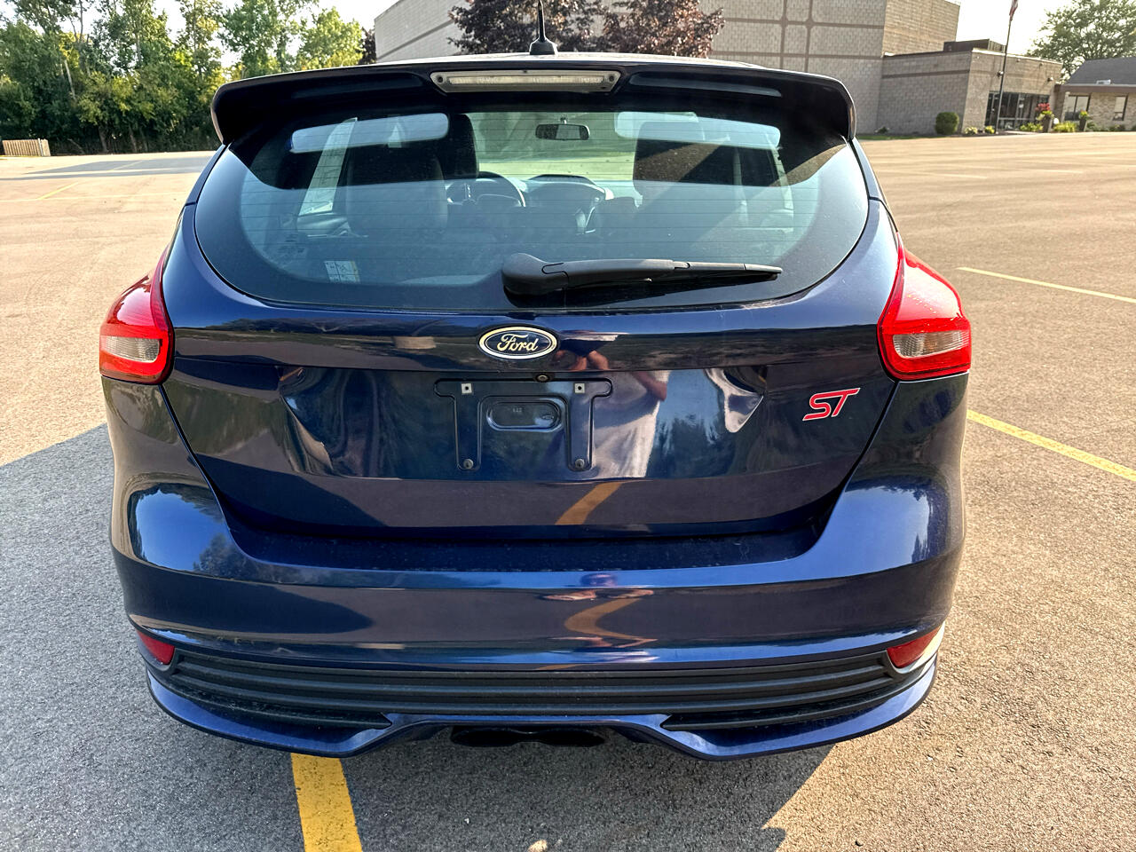 2016 Ford Focus ST photo 4