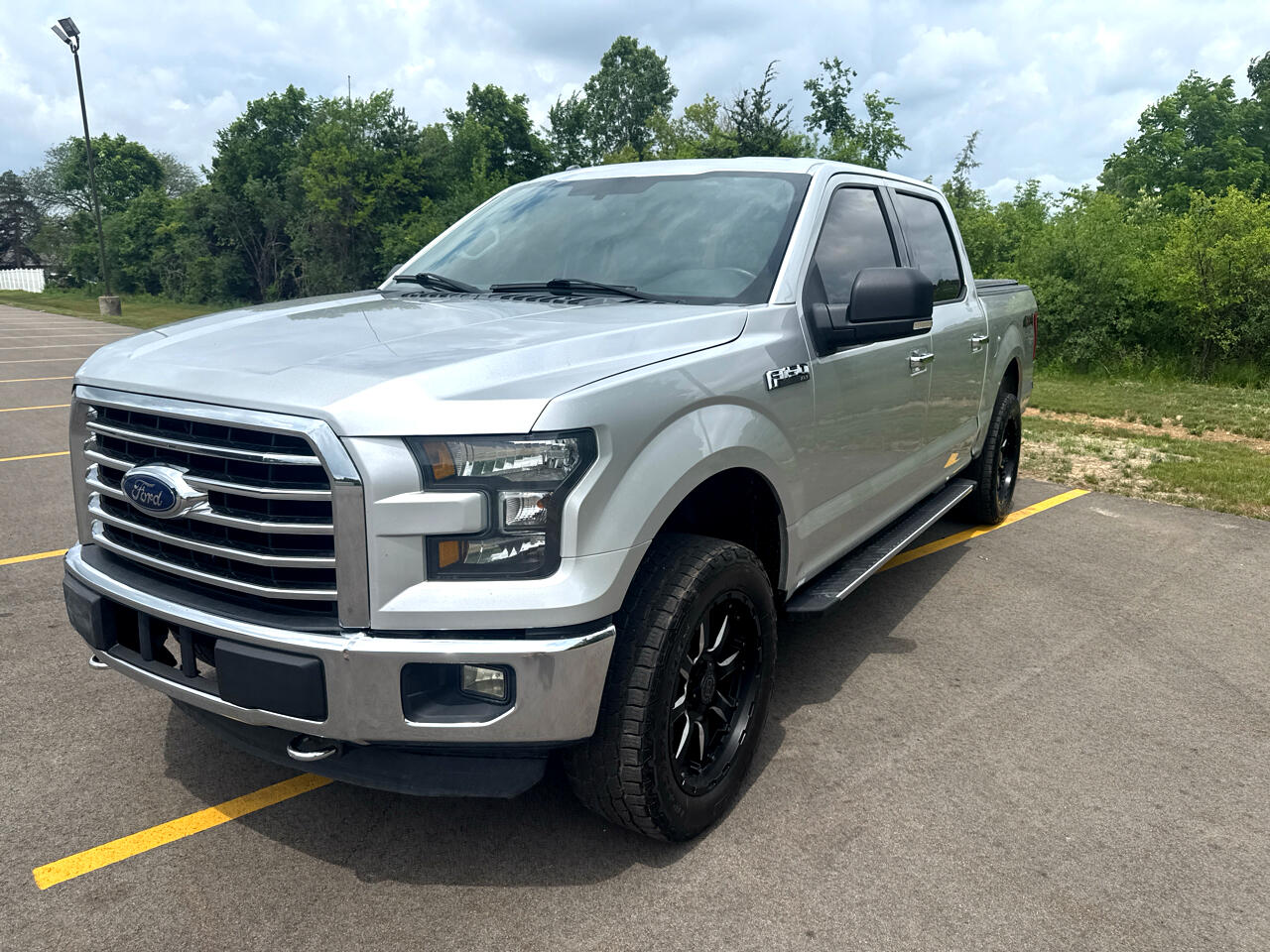 2015 Ford F-150 XL SuperCrew 5.5-ft. Bed 4WD