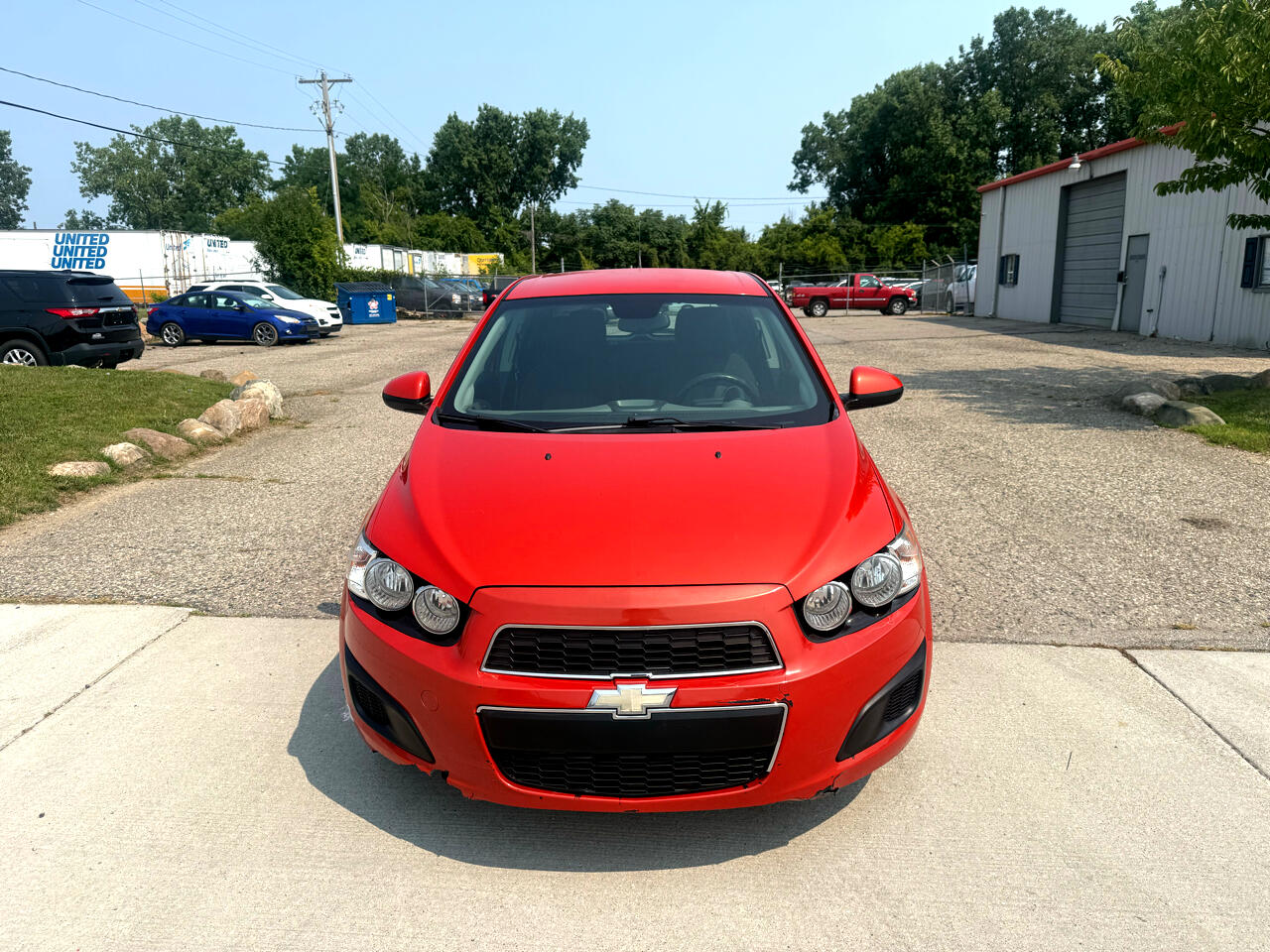 2012 Chevrolet Sonic LT photo 2