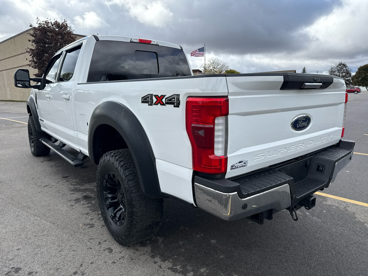 Ford F-350 SD Lariat Crew Cab 4WD 2017