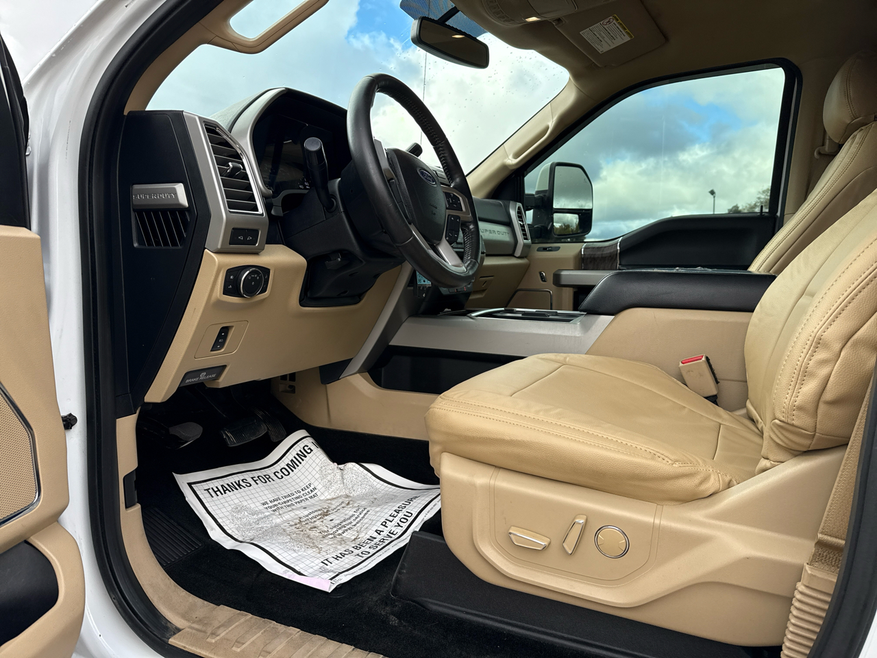 Ford F-350 SD Lariat Crew Cab 4WD 2017