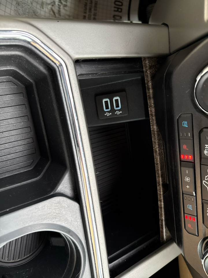 Ford F-350 SD Lariat Crew Cab 4WD 2017