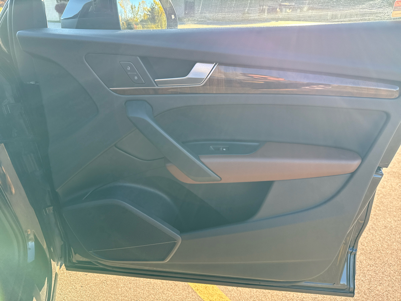 Audi Q5 2.0T Premium Plus quattro 2018