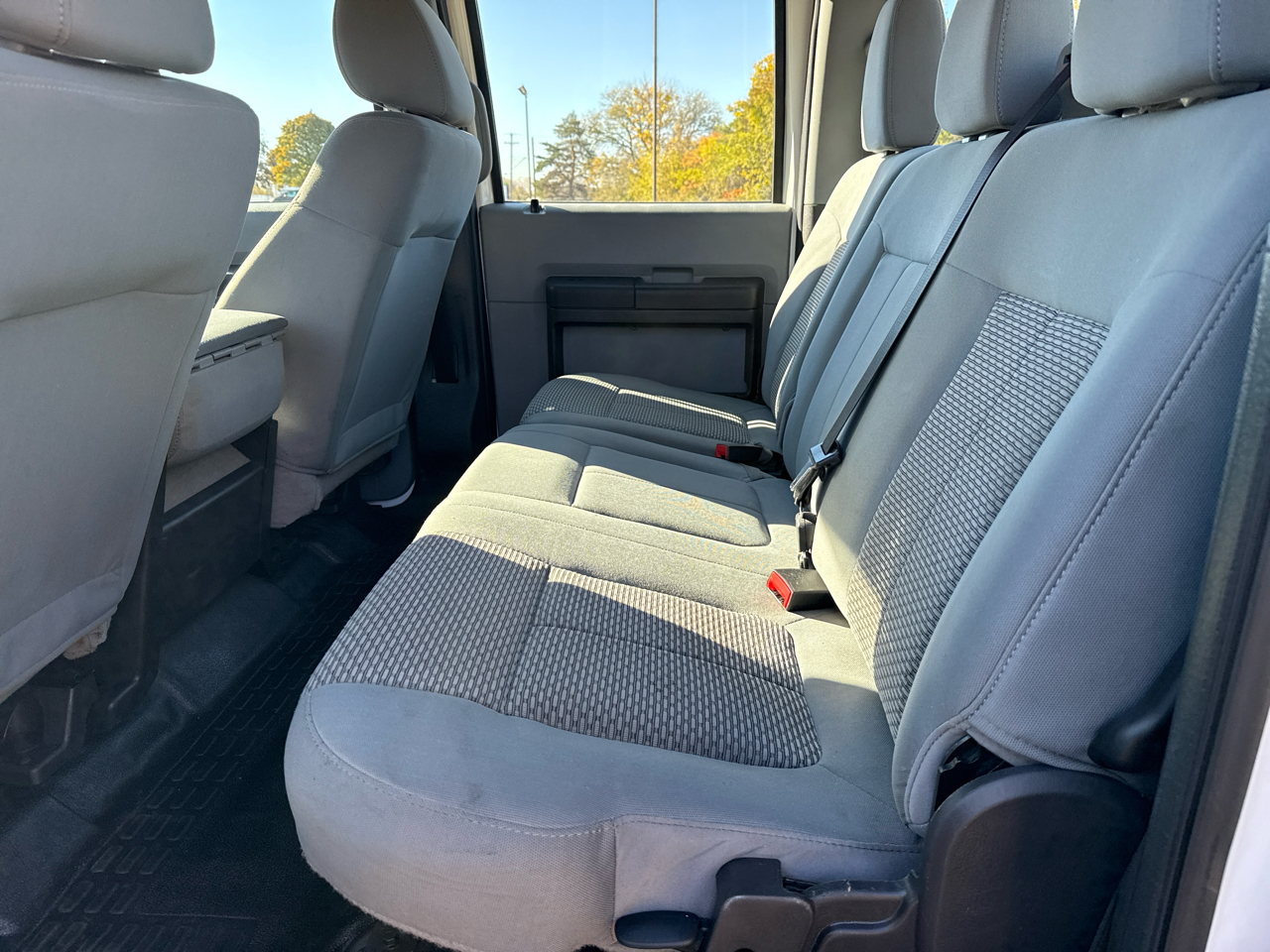 Ford F-350 SD XL Crew Cab 4WD 2015