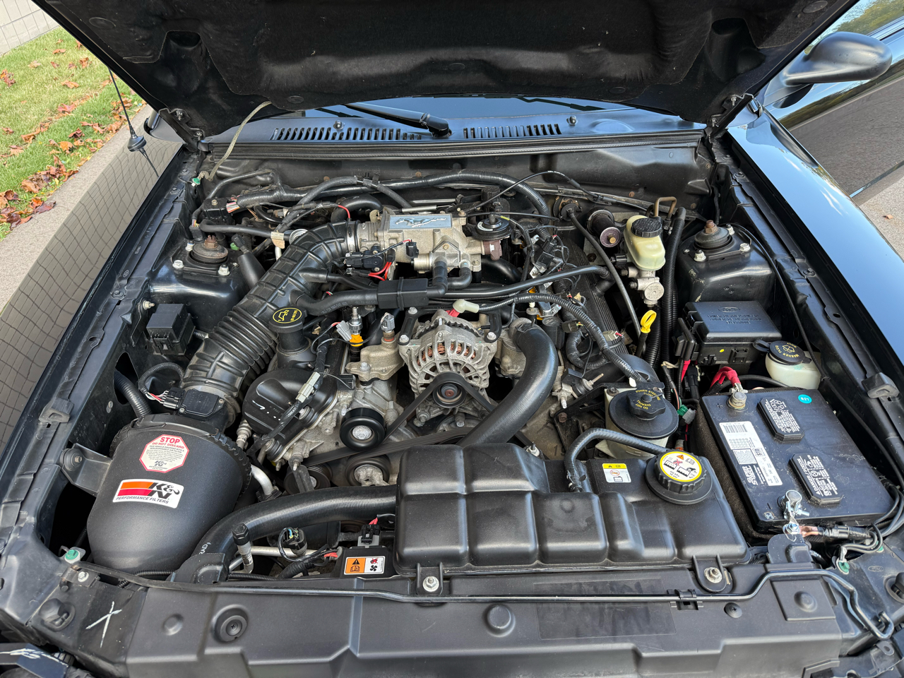 Ford Mustang GT Deluxe Convertible 2002