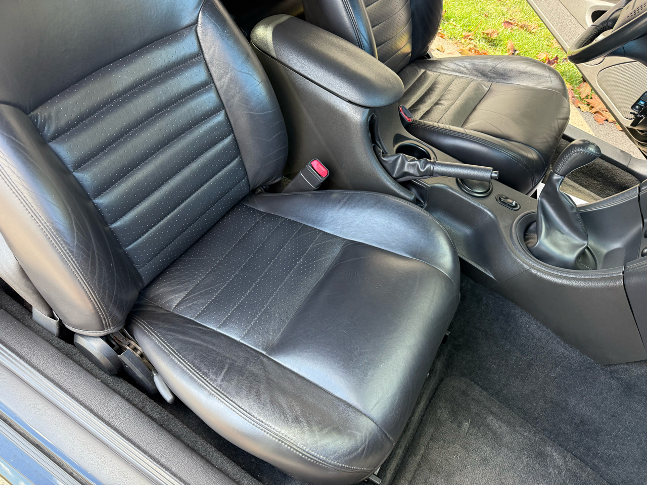 Ford Mustang GT Deluxe Convertible 2002