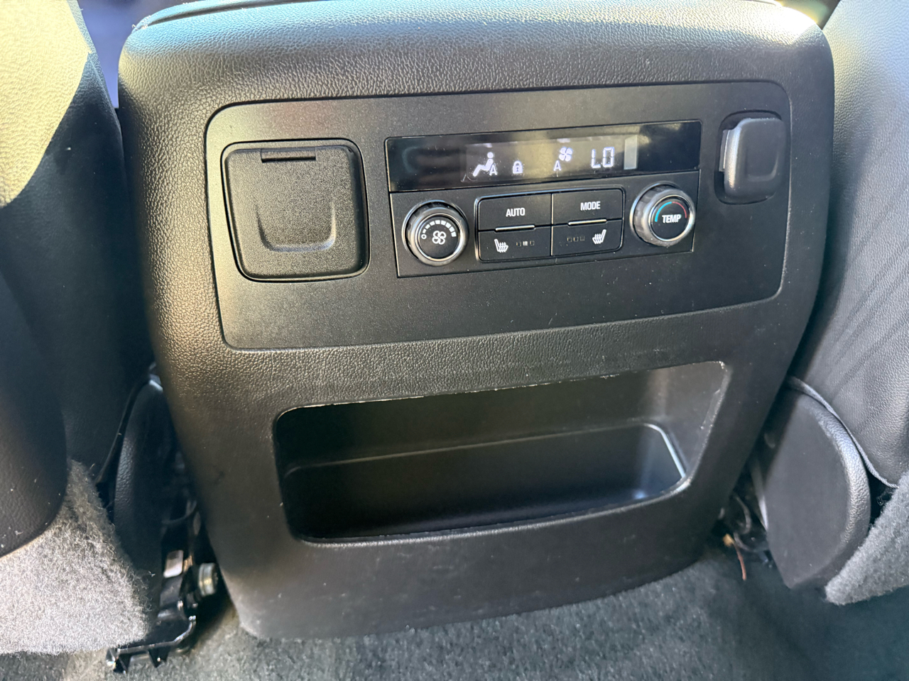 GMC Yukon XL SLT 4WD 2016