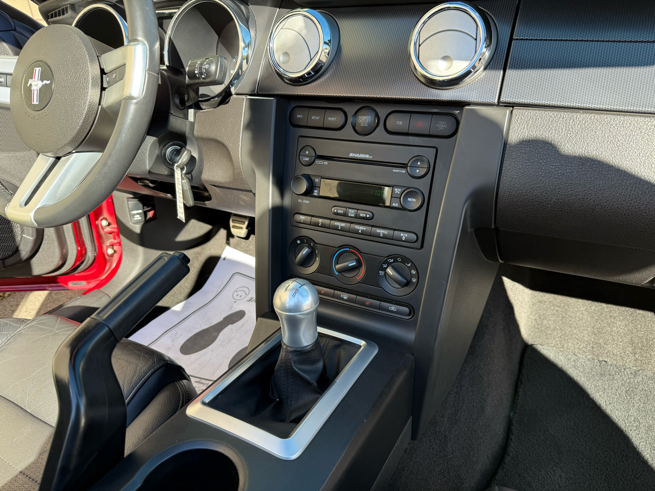 Ford Mustang GT Deluxe Convertible 2007