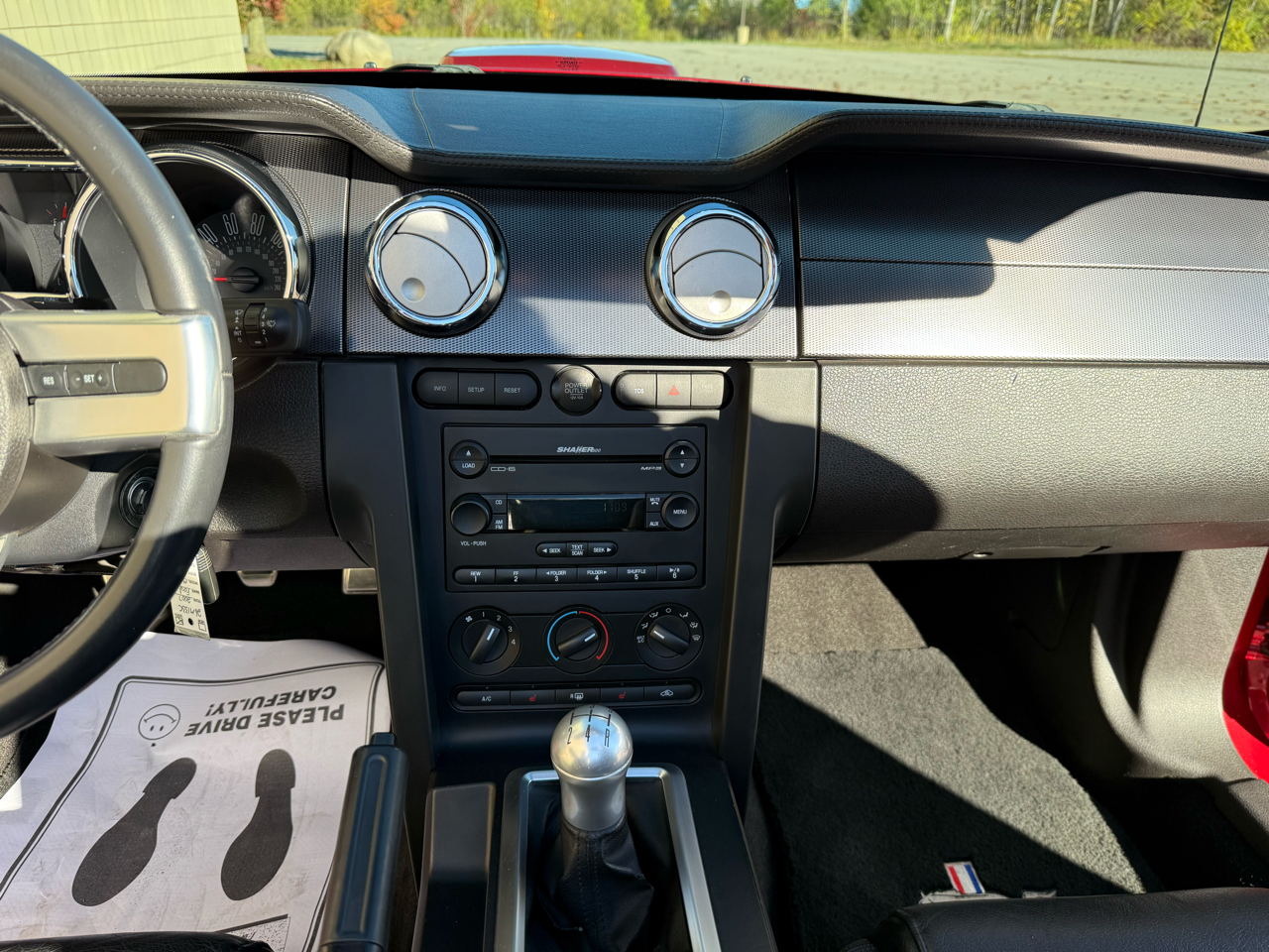 Ford Mustang GT Deluxe Convertible 2007