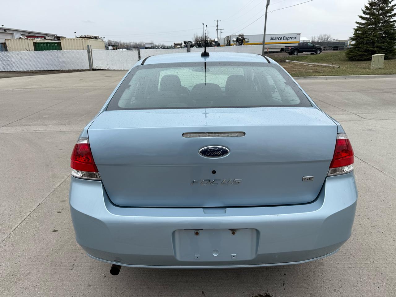 View vehicle photo 6