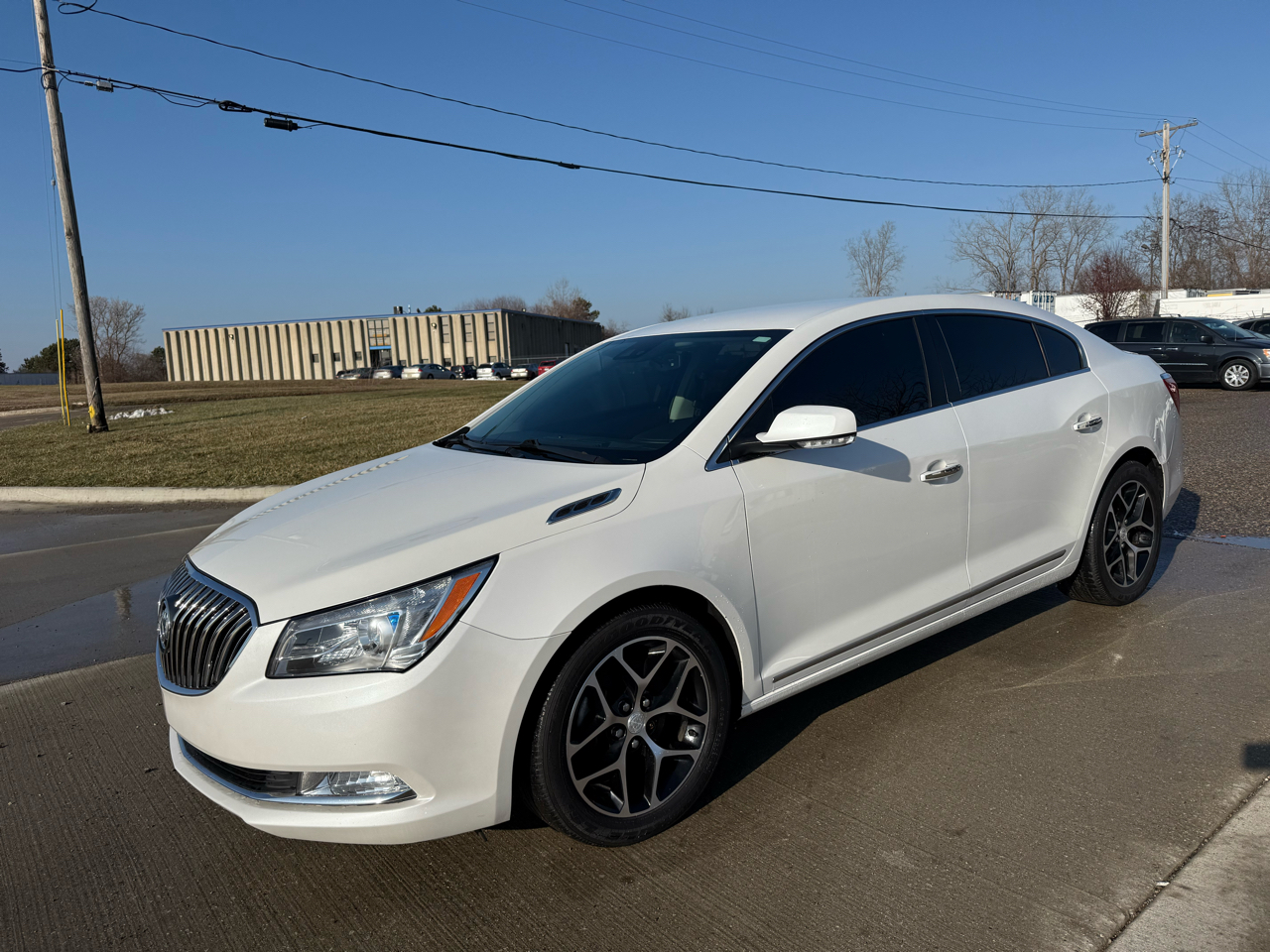 2016 Buick LaCrosse 4dr Sdn Sport Touring FWD