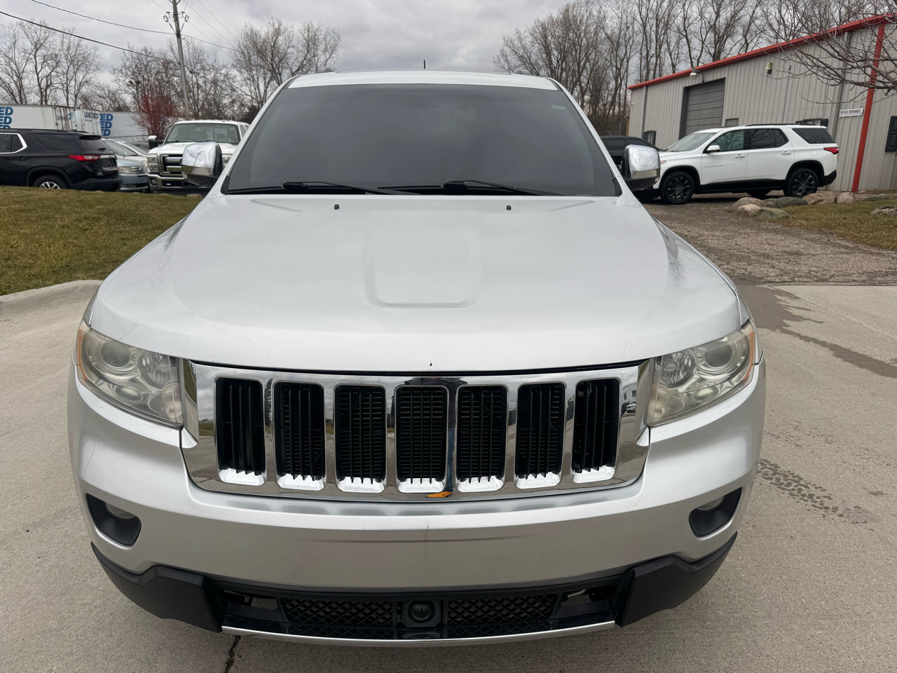 2012 Jeep Grand Cherokee Limited photo 2