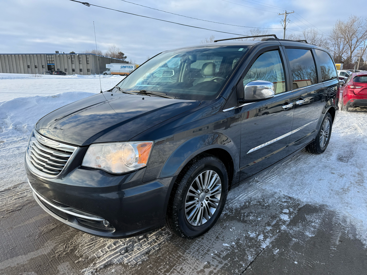 2014 Chrysler Town & Country Touring-L