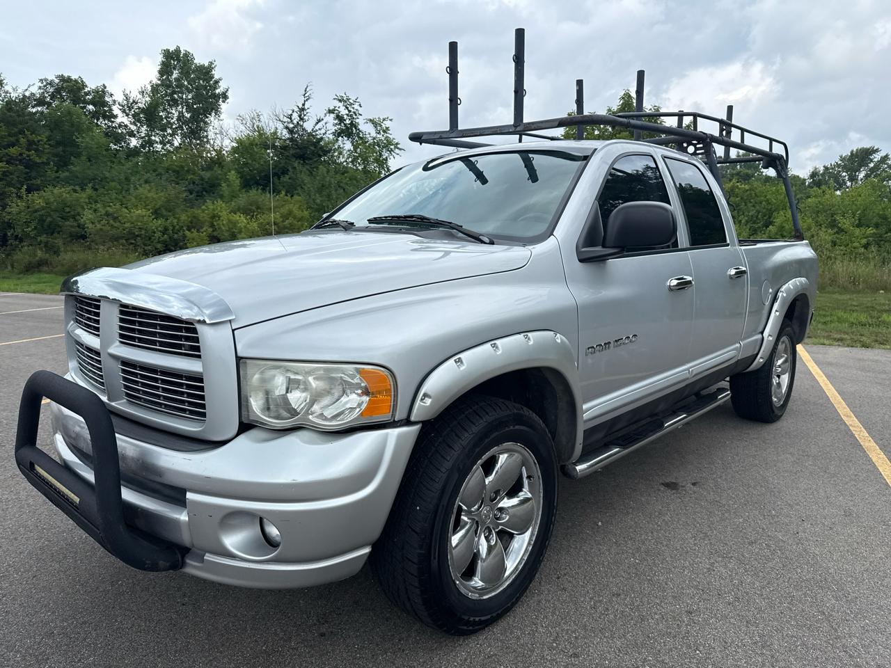 2005 Dodge Ram 1500 4dr Quad Cab 140.5" WB 4WD SLT