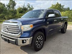 2015 Toyota Tundra 4WD Truck 