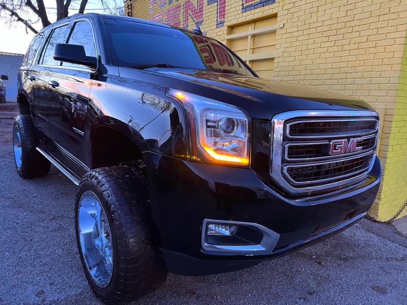 2017 GMC Yukon SLT 2WD