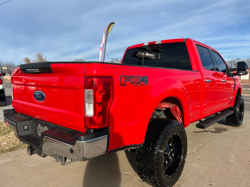 Ford F-250 SD FX4 Crew Cab 4WD 2017