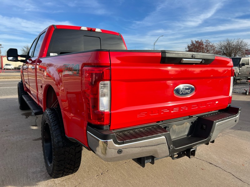 Ford F-250 SD FX4 Crew Cab 4WD 2017